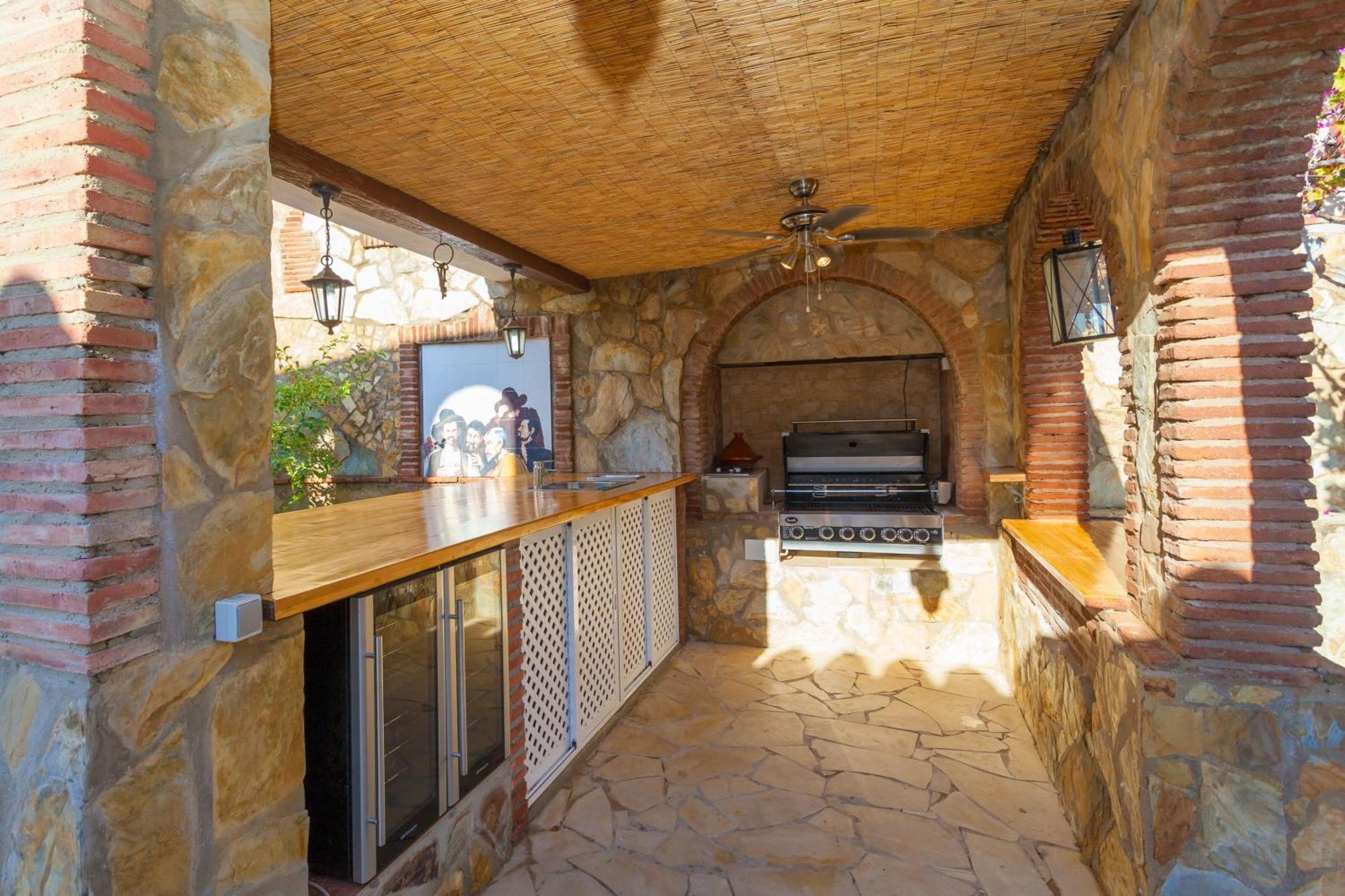 Summer Offers! Fabulous Luxury Villa Near The Beach Sleeps 8 Benalmádena Exterior photo