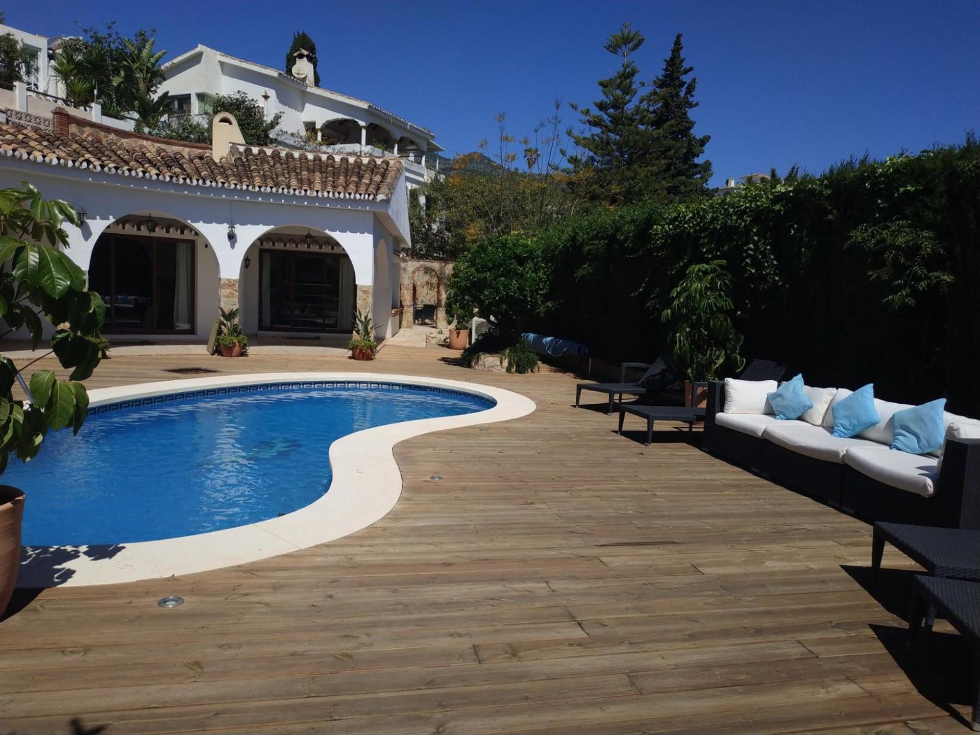 Summer Offers! Fabulous Luxury Villa Near The Beach Sleeps 8 Benalmádena Exterior photo