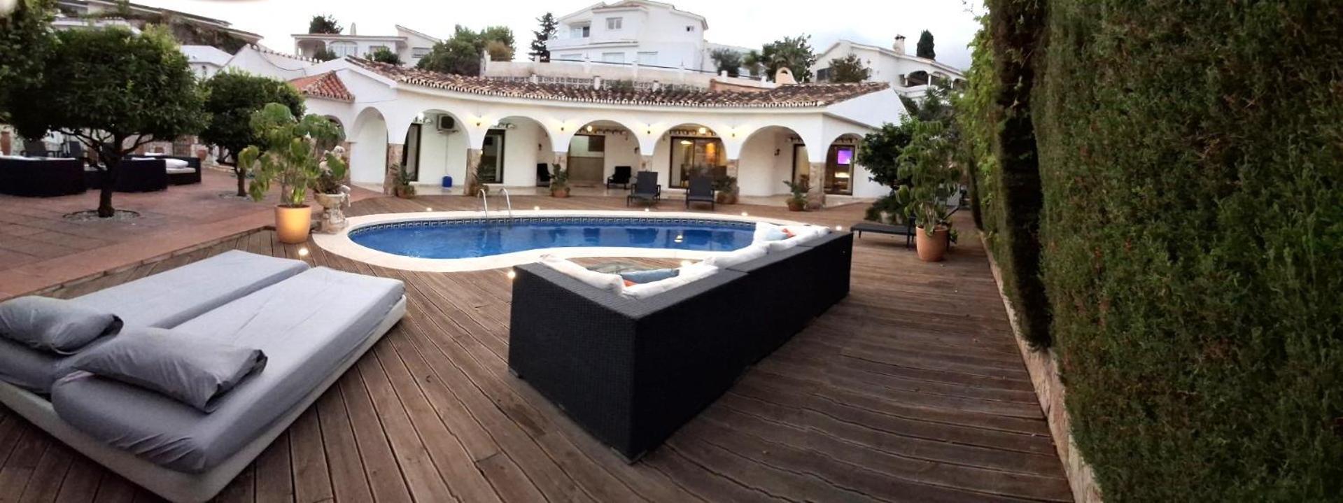 Summer Offers! Fabulous Luxury Villa Near The Beach Sleeps 8 Benalmádena Exterior photo